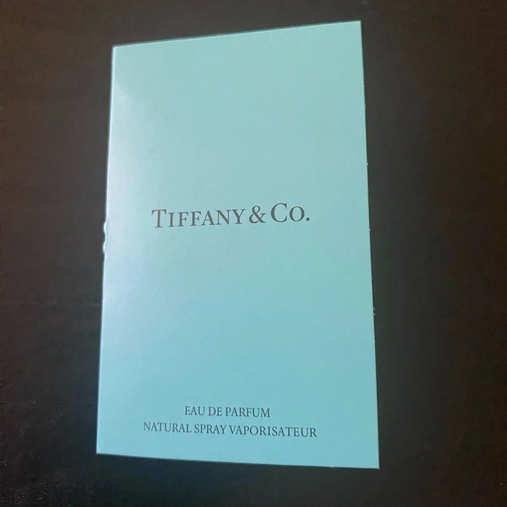 #129-NWT-BEAUTY BUNDLE SAMPLER-CHANEL, SEPHORA, GLAM GLOW, TIFFANY & CO, ROSE 31